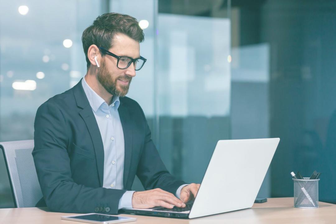 Esperienza di apprendimento responsive su tablet e desktop